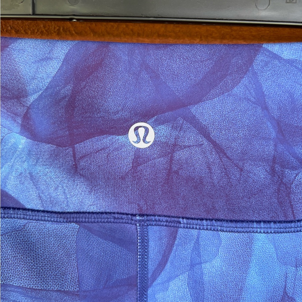 Lululemon Wunder Under Leggings - Picture 3 of 7